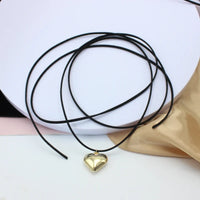Encuentra la Pieza Perfecta que Complementa tu Look-Collar de Corazón Diseñado para Deslumbrar