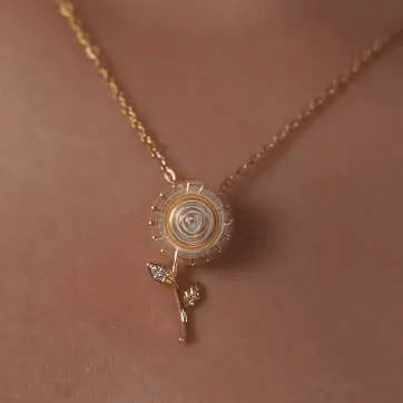 Transforma tu Ansiedad en Serenidad con Solo un Giro – Conoce Nuestro Collar Girasol