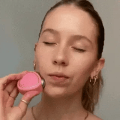 ¡Piel Radiante al Instante! Conoce el Masajeador que Está Revolucionando el Cuidado Facial
