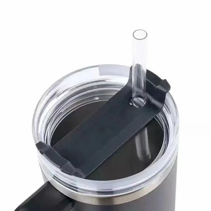 Estilo y Temperatura Ideal en cada gota: El Vaso Térmico que Te Acompaña Todo el Día